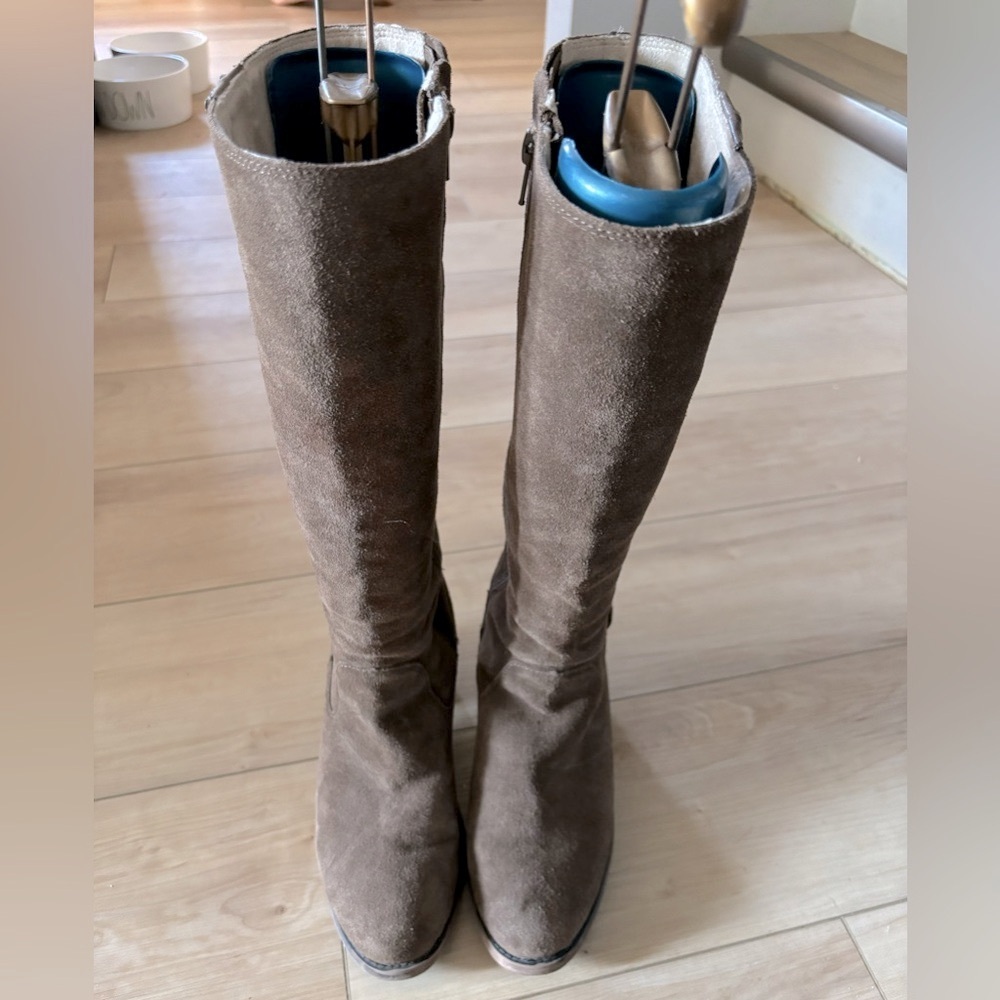 Women's Brown Suede Knee-High Boots
